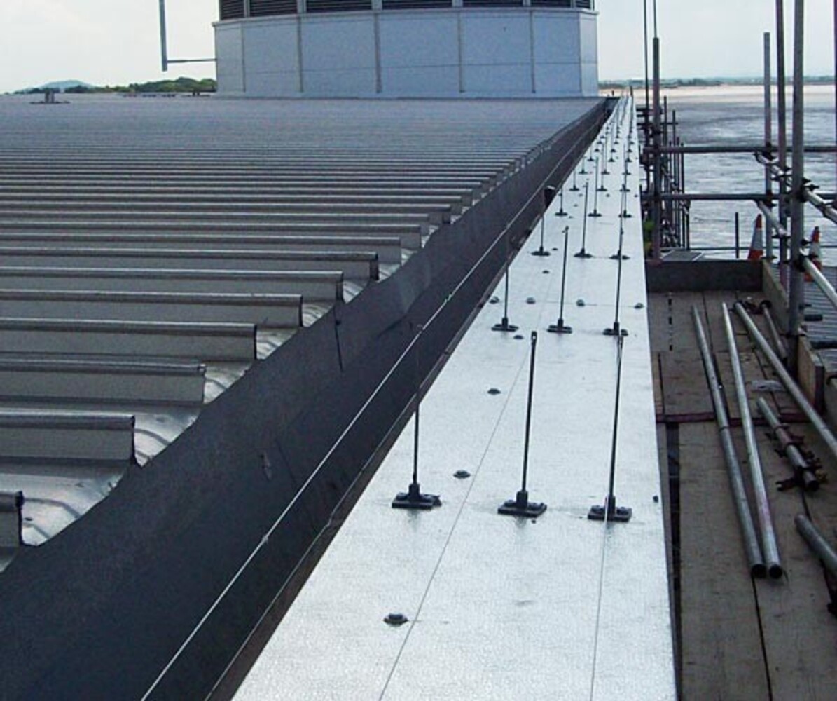 Pigeon wire installation